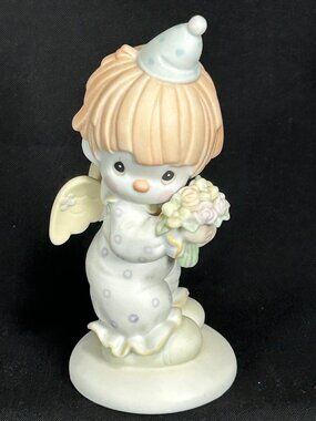 Precious Moments. Happiness Devine  figurine